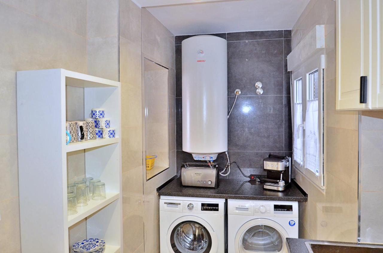 La Leyenda Del Pilar 1616 Realejo Apartment Granada Bagian luar foto