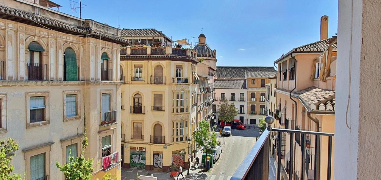 La Leyenda Del Pilar 1616 Realejo Apartment Granada Bagian luar foto