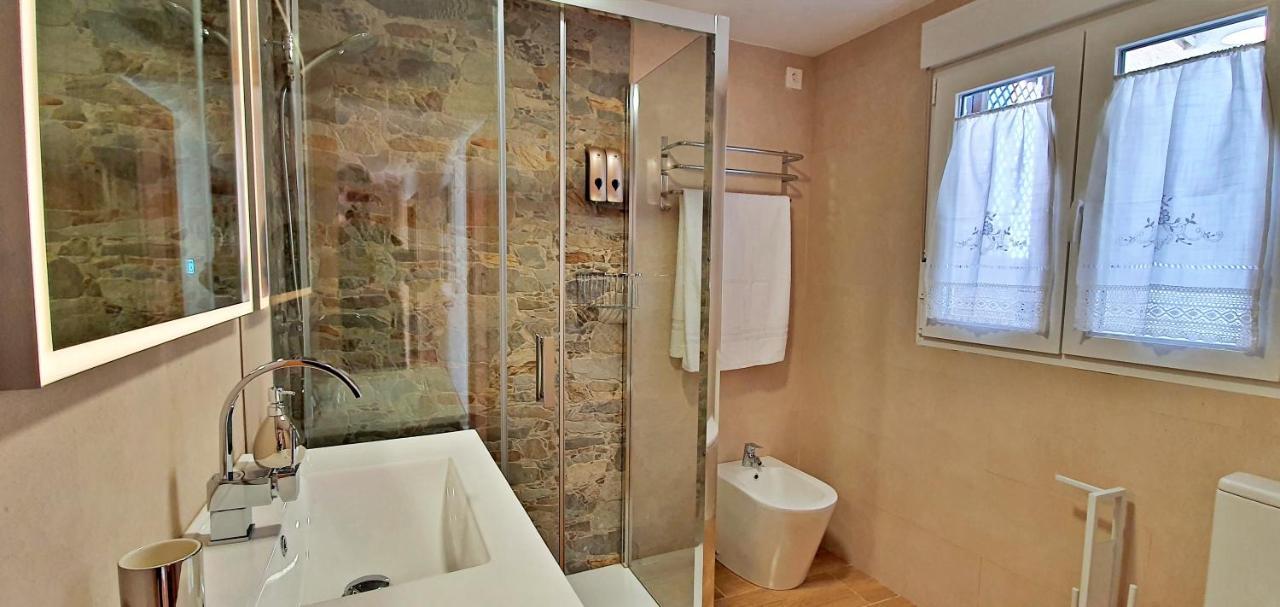 La Leyenda Del Pilar 1616 Realejo Apartment Granada Bagian luar foto
